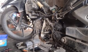 Ganti Rantai Keteng pada Sepeda Motor New Honda Blade 110